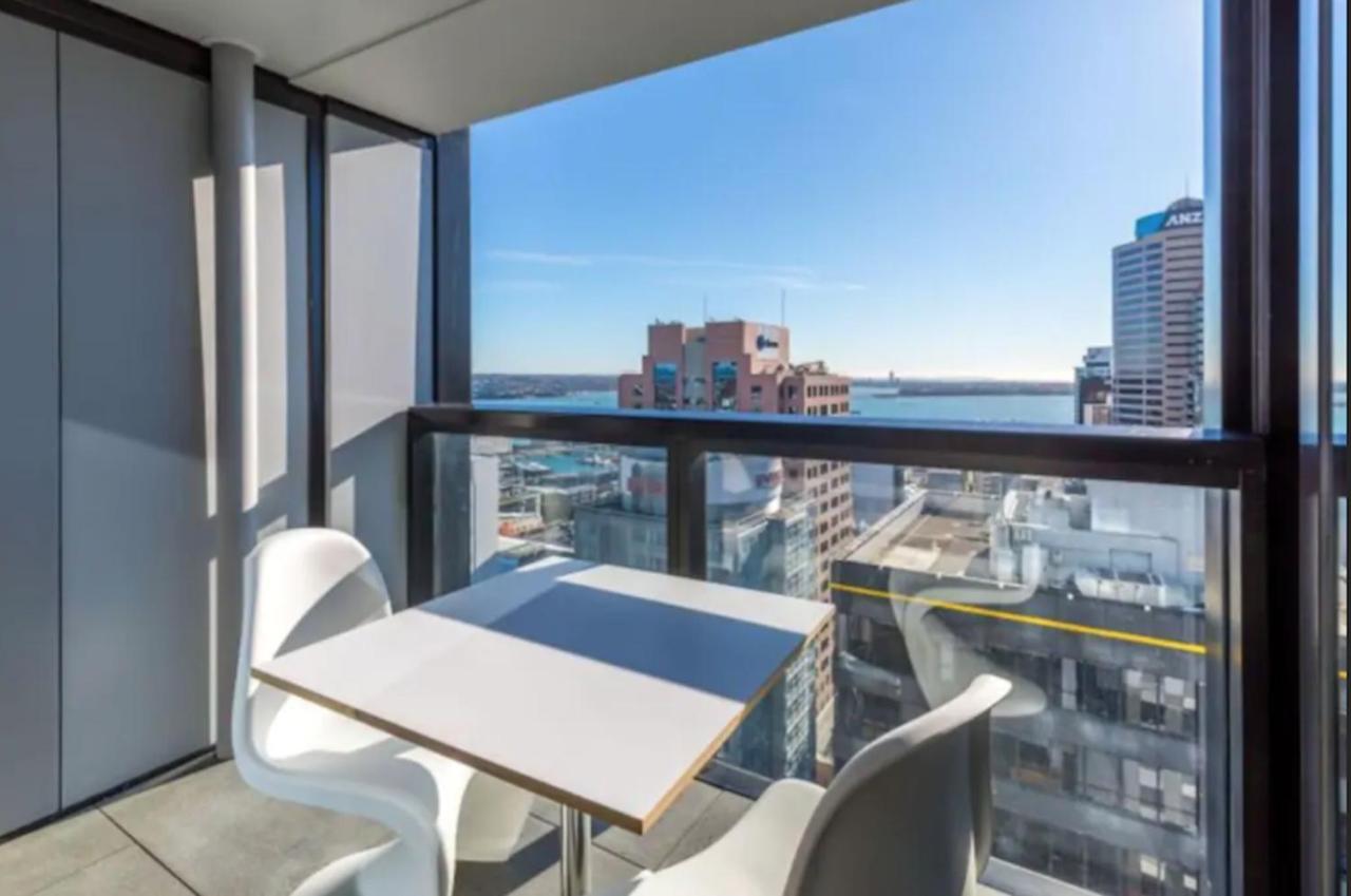 Modern 2 Bedroom Apartment 1 Minute To Skytower Auckland Ngoại thất bức ảnh