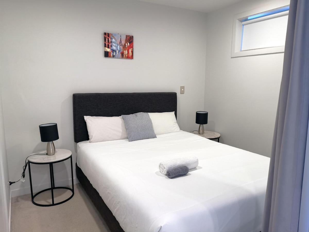 Modern 2 Bedroom Apartment 1 Minute To Skytower Auckland Ngoại thất bức ảnh