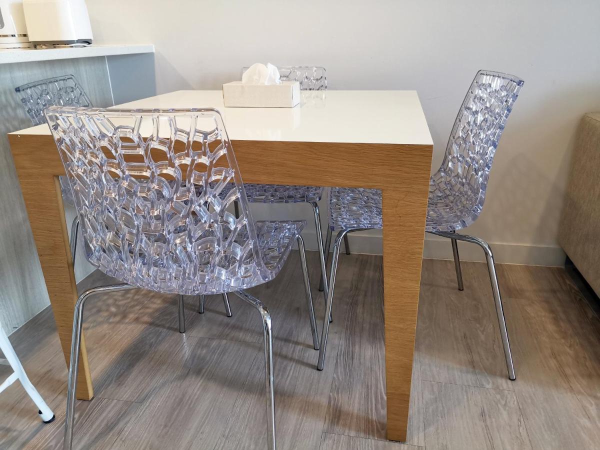 Modern 2 Bedroom Apartment 1 Minute To Skytower Auckland Ngoại thất bức ảnh