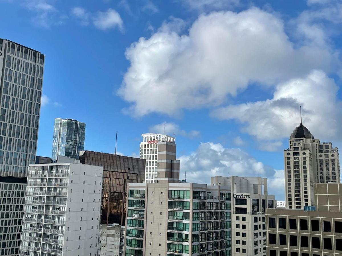 Modern 2 Bedroom Apartment 1 Minute To Skytower Auckland Ngoại thất bức ảnh